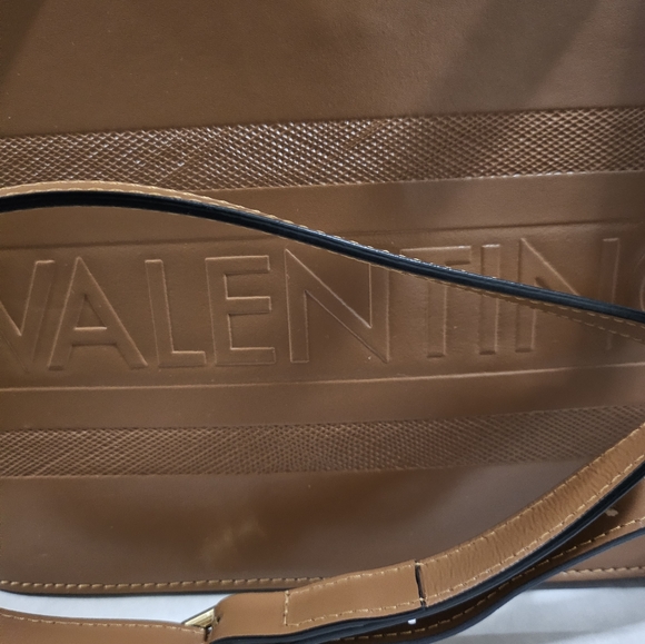 VALENTINO by Mario Valentino Victoria leather tote - Picture 3 of 7